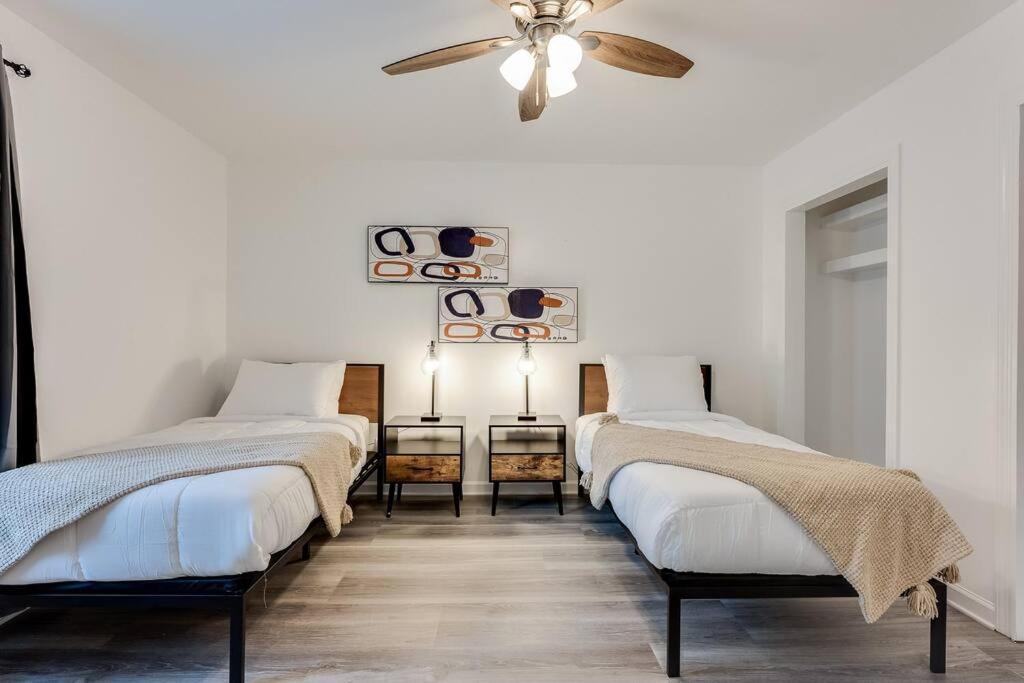 Luxury Atlanta Home - Self Check-In Pet Friendly Free Parking 외부 사진
